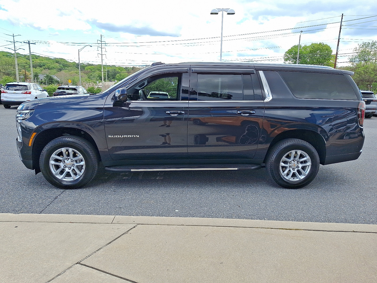 Certified 2026 Chevrolet Suburban LS AWD/4WD image 4