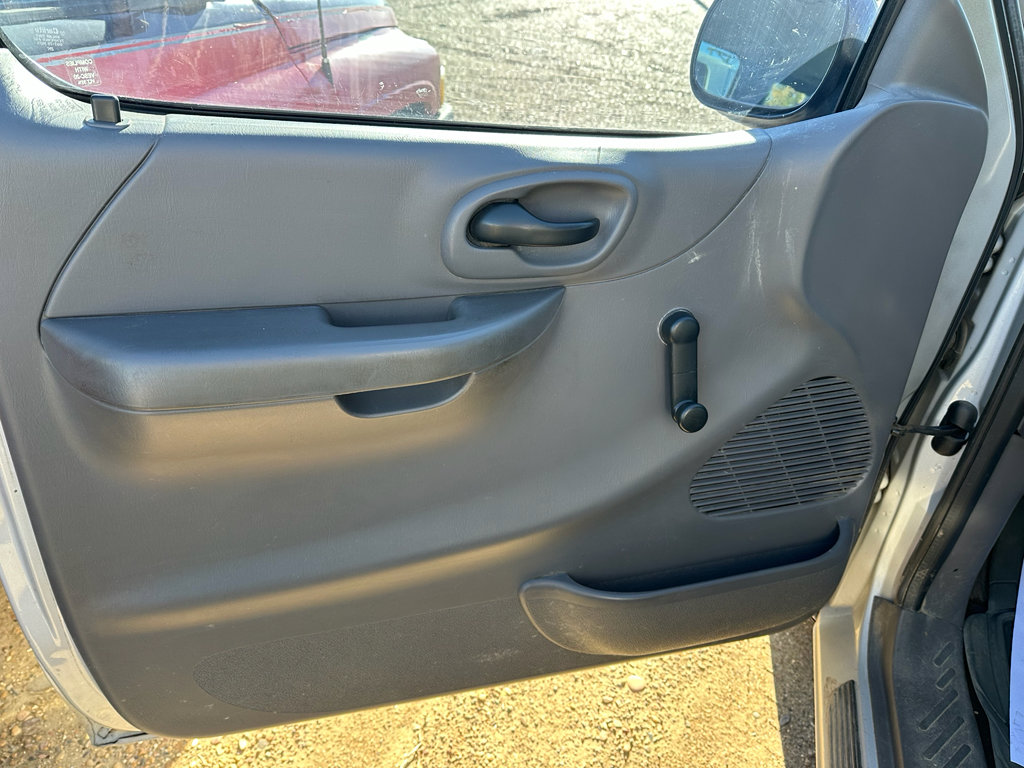 Used 2003 Ford F150 XL image 8