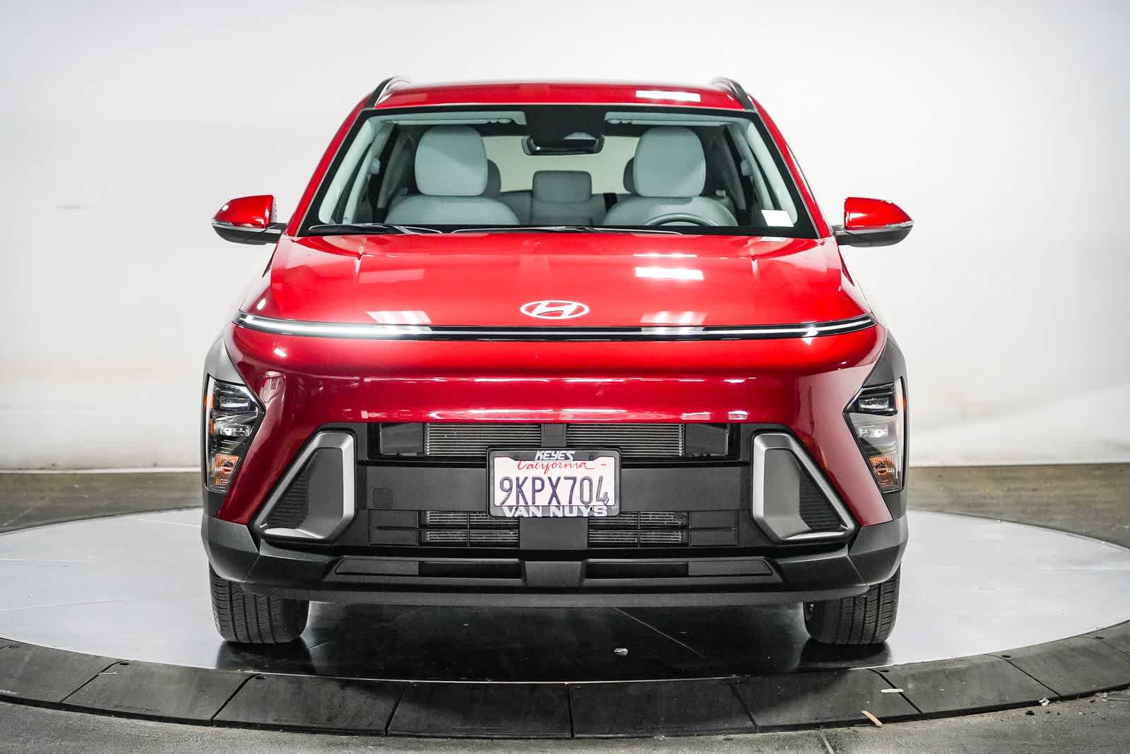 Used 2024 Hyundai Kona SEL w/ Convenience Package FWD image 8