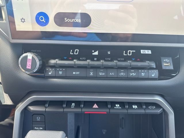New 2026 Toyota Tundra Limited AWD/4WD image 21