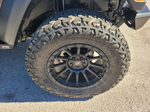 New 2025 Jeep Wrangler Unlimited Sport image 17