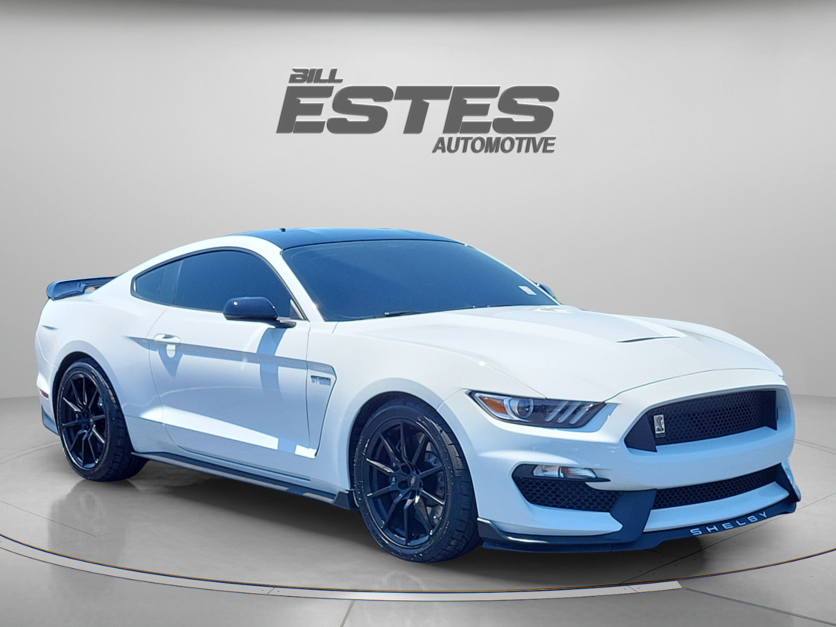 Used 2017 Ford Mustang Shelby GT350 RWD image 5