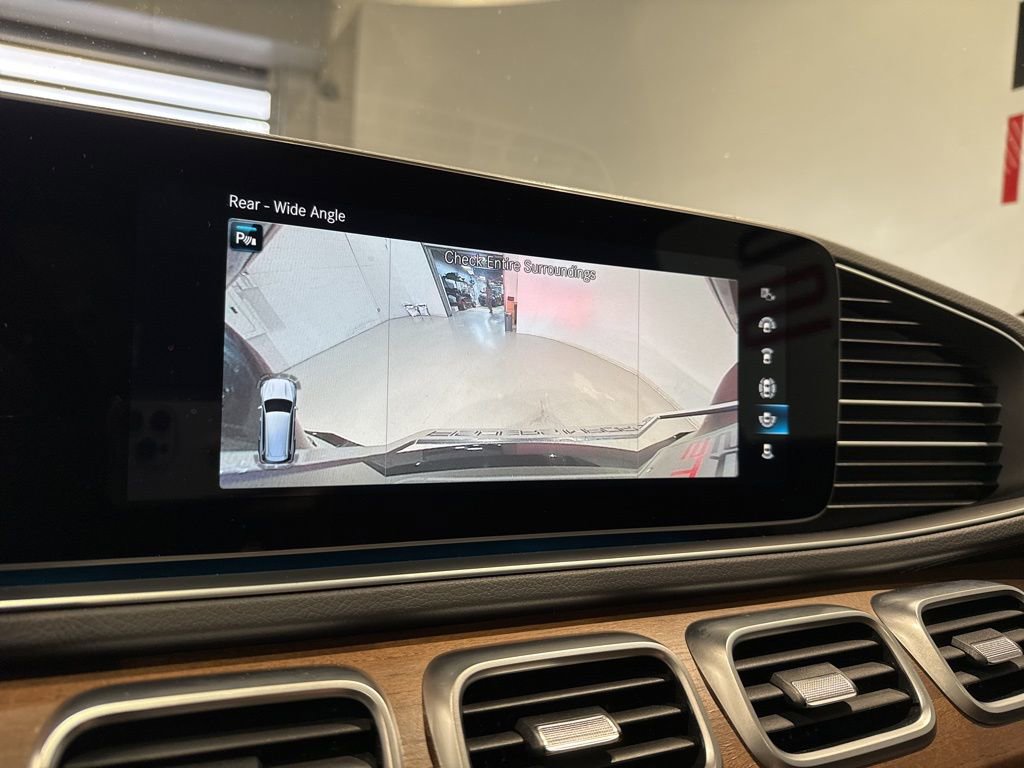 Used 2023 Mercedes-Benz GLS 450 4MATIC w/ AMG Line Exterior image 24
