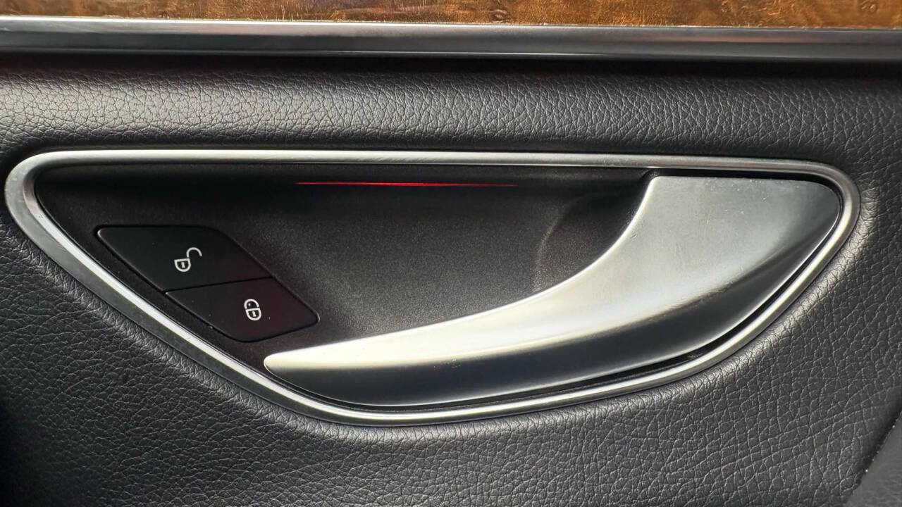 Used 2016 Mercedes-Benz S 550 4MATIC Sedan image 18