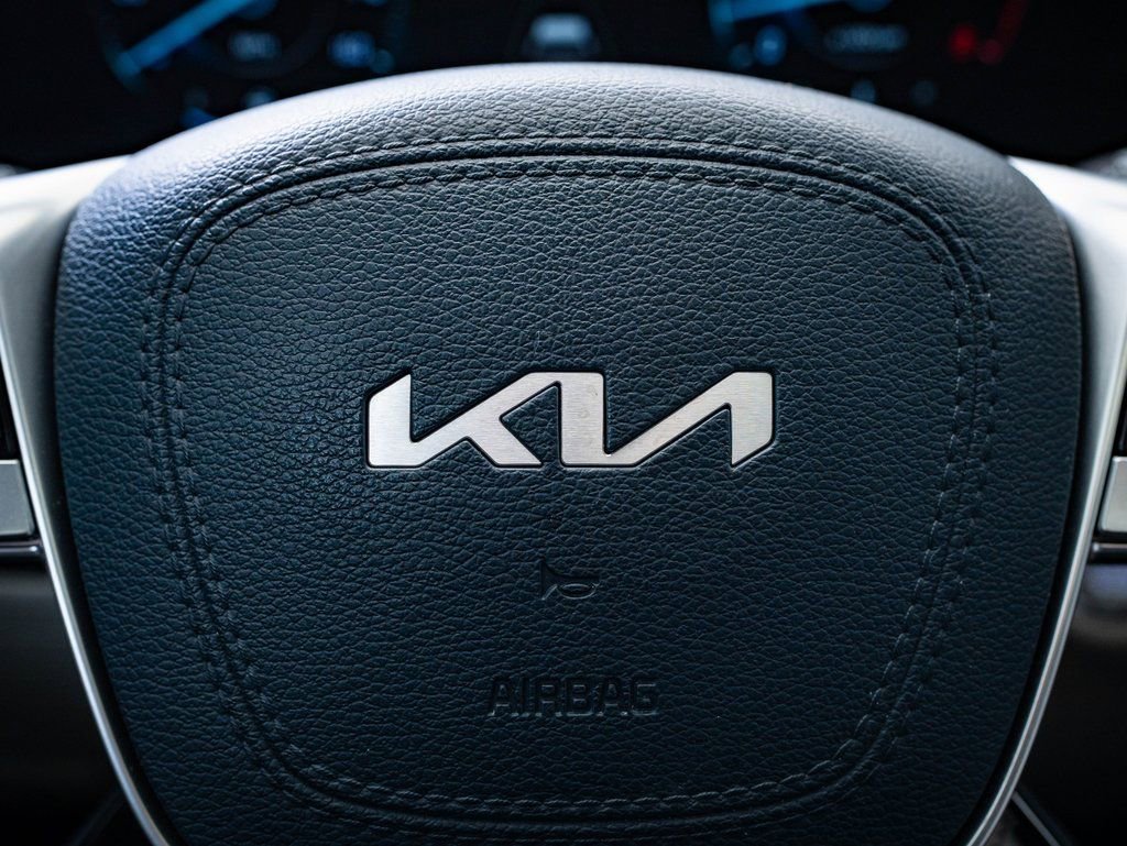 Used 2023 Kia Telluride SX image 27