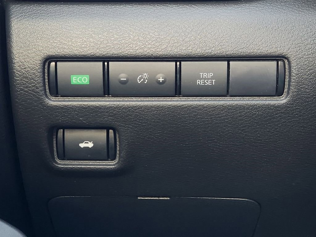 Used 2024 Nissan Sentra SV image 23