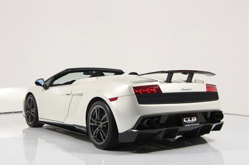 Used 2012 Lamborghini Gallardo LP 570-4 Performante AWD/4WD image 11