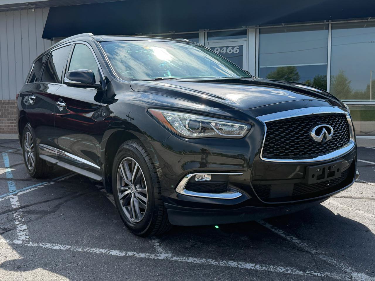 Used 2018 INFINITI QX60 Luxe w/ Premium Plus Package AWD/4WD image 8