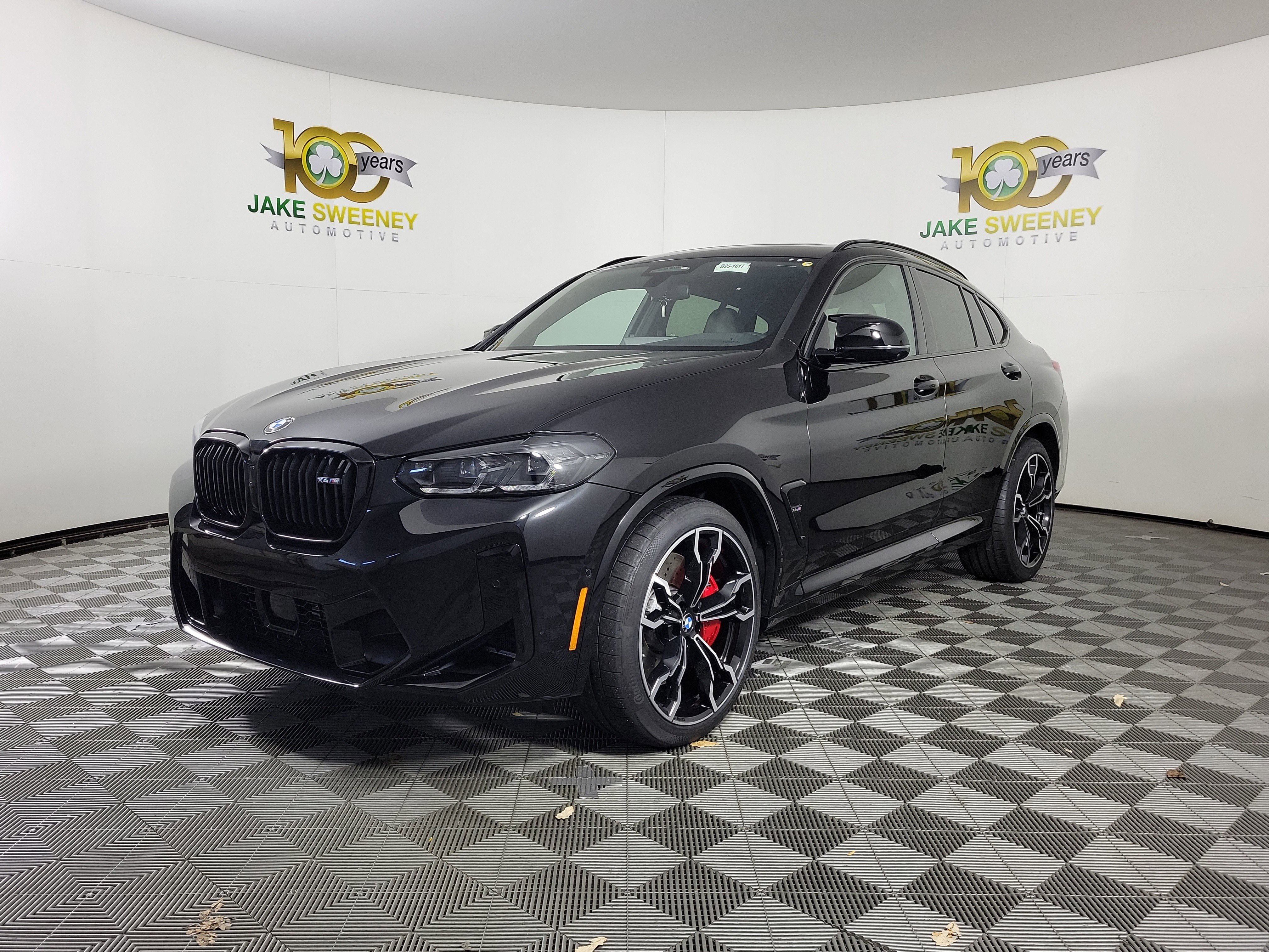 New 2025 BMW X4 M w/ Competition Package image 3