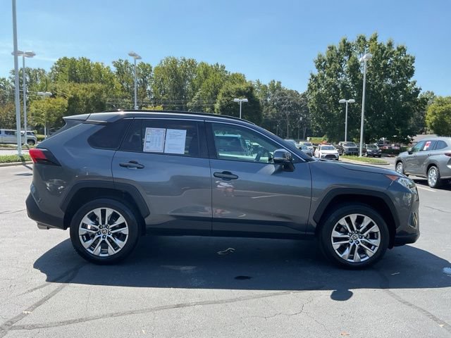 Used 2021 Toyota RAV4 XLE Premium FWD image 7