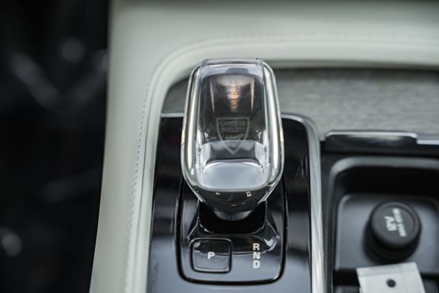 Certified 2023 Volvo XC90 T8 Ultimate w/ Lounge Package AWD/4WD image 24
