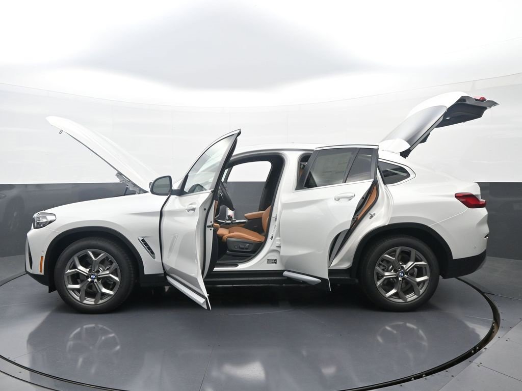 New 2025 BMW X4 xDrive30i w/ Premium Package image 46