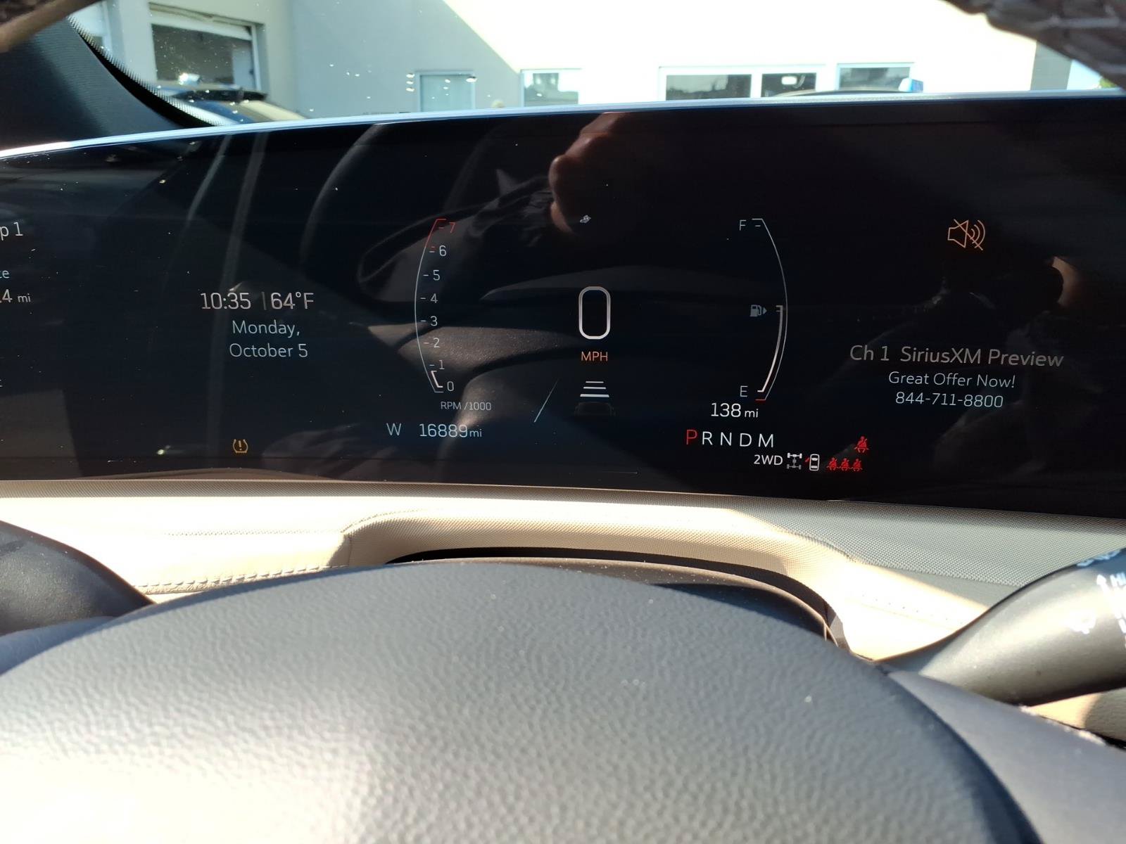 Used 2024 Cadillac XT4 Luxury w/ Cold Weather Package AWD/4WD image 24