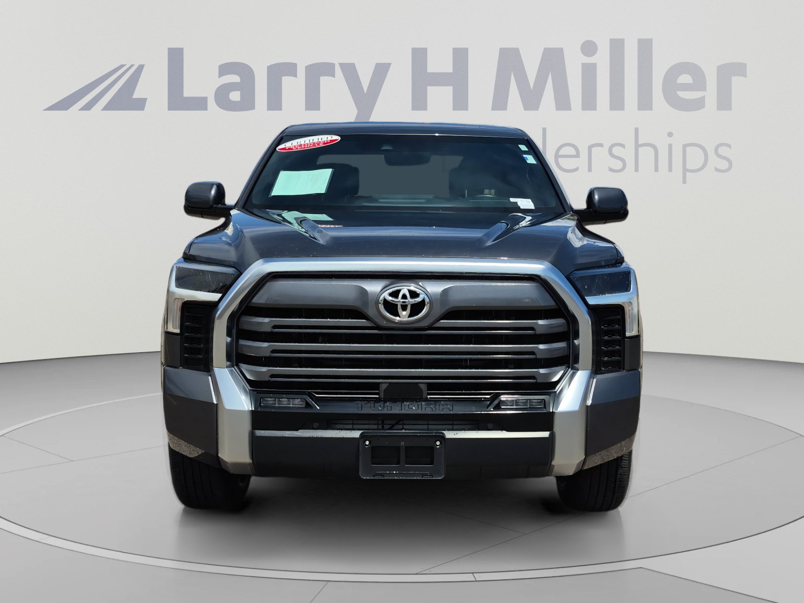 Certified 2025 Toyota Tundra Limited AWD/4WD image 8