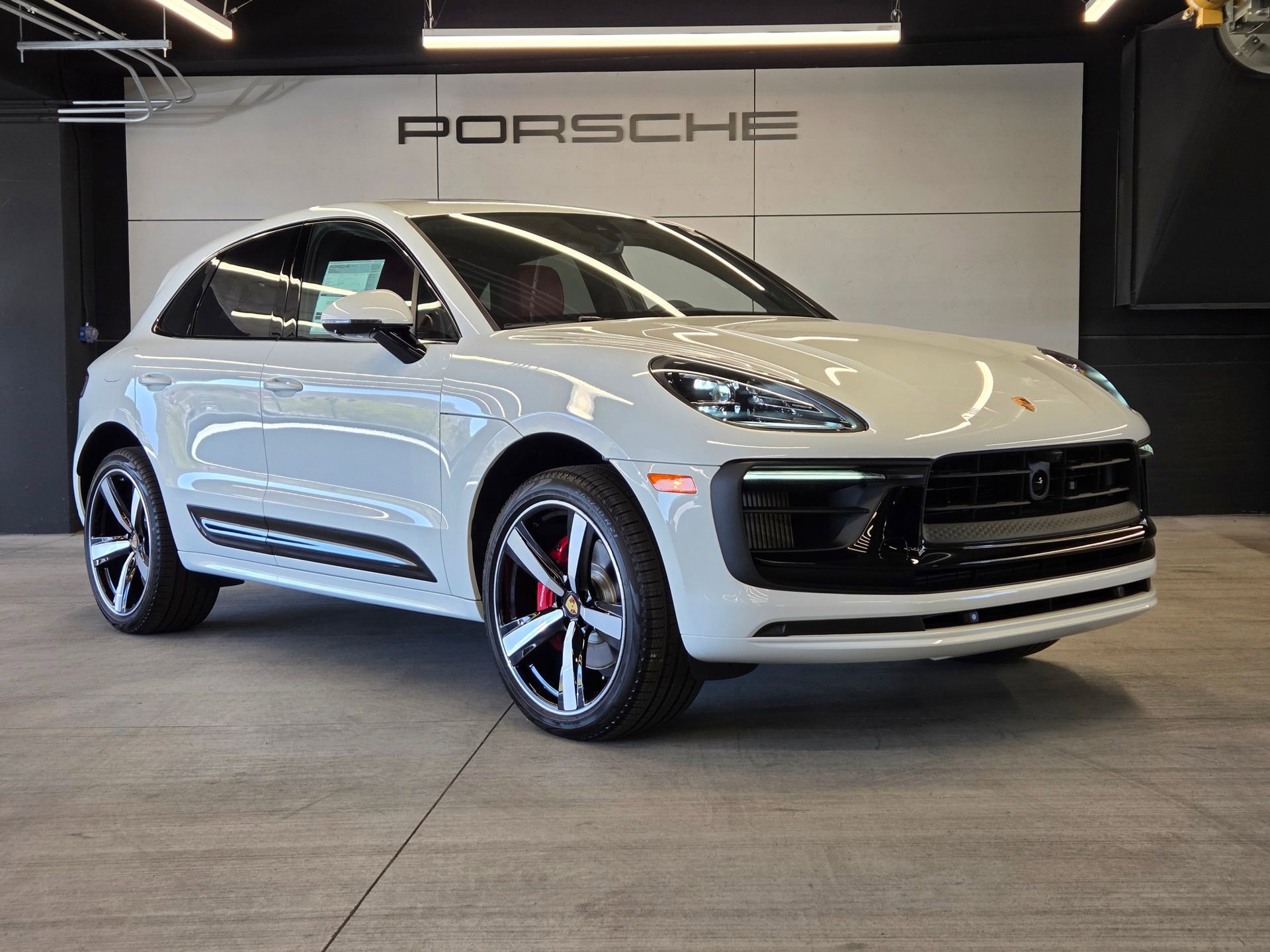 New 2026 Porsche Macan S AWD/4WD image 27