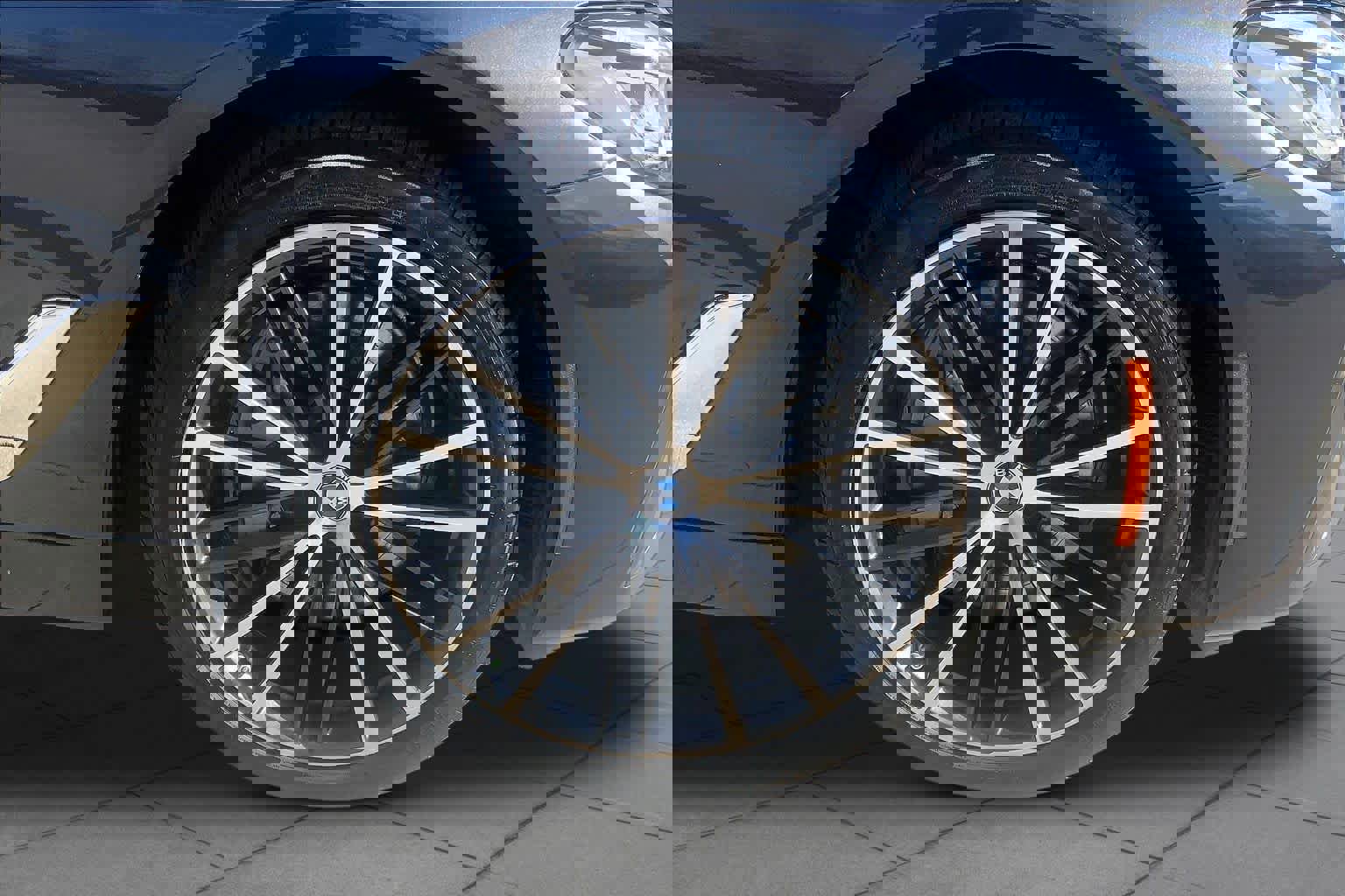 Used 2022 BMW 540i w/ Premium Package image 10