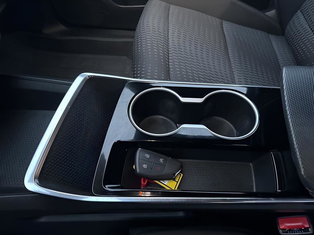 Used 2025 Chevrolet Equinox LT w/ Safety and Technology Package image 19