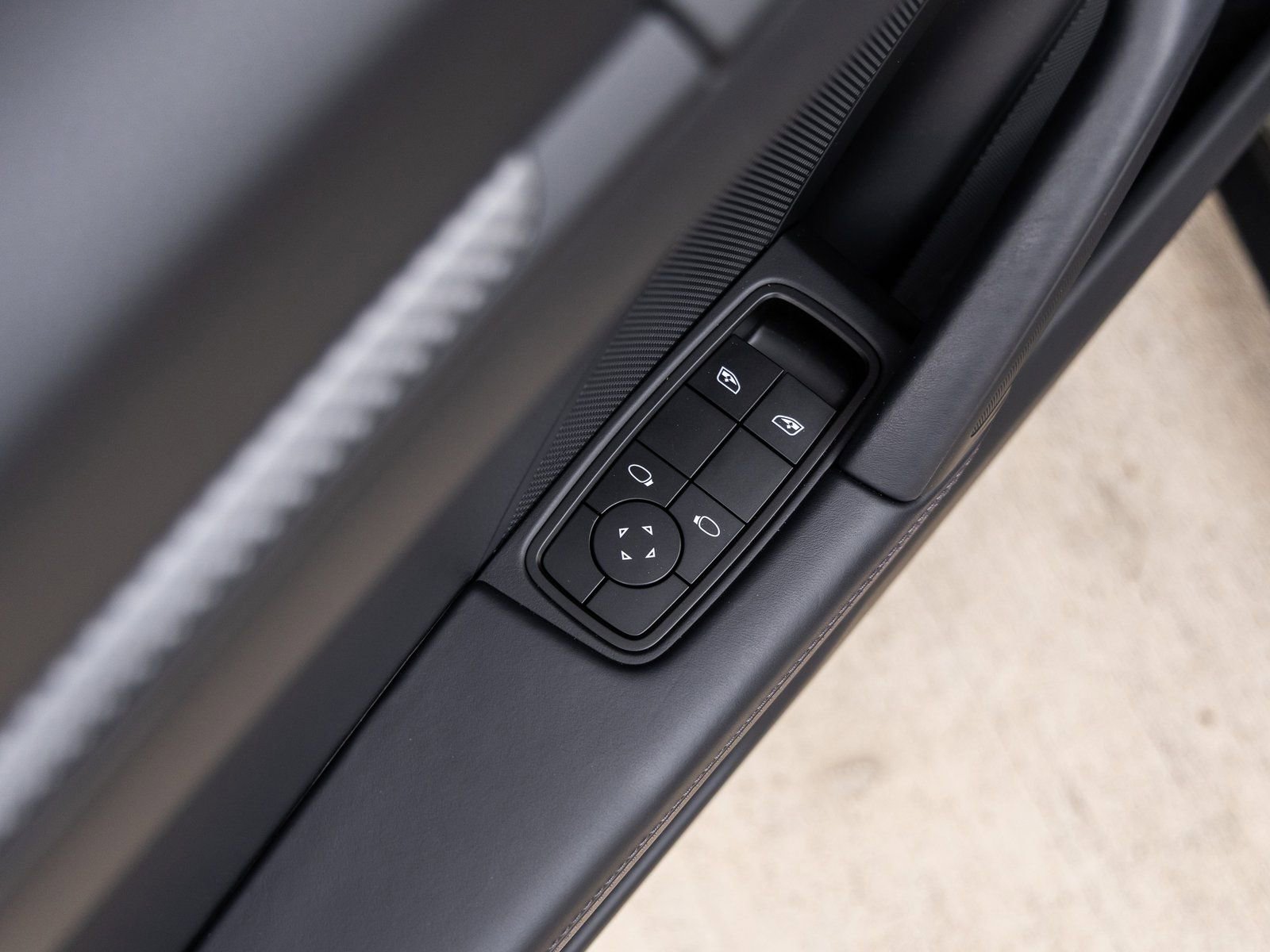 Certified 2025 Porsche 911 GT3 image 29