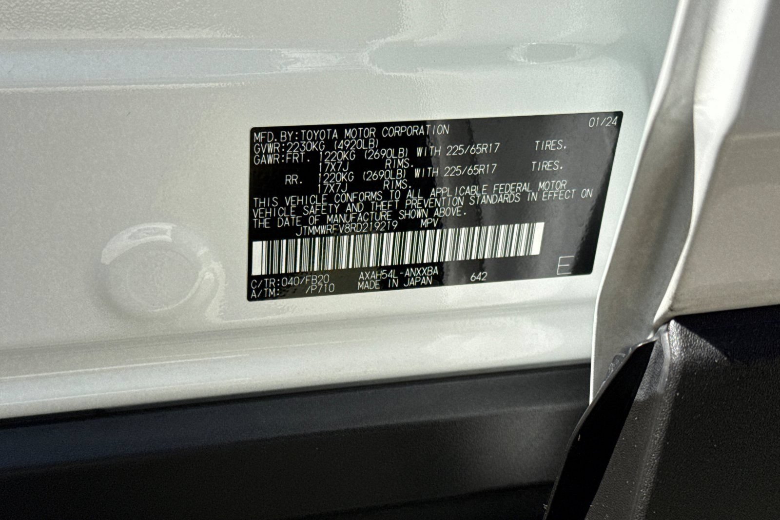 Certified 2024 Toyota RAV4 LE AWD/4WD image 35