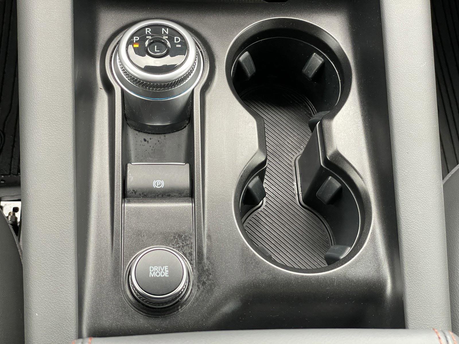 Used 2025 Ford Explorer Active w/ Active Comfort Package image 26