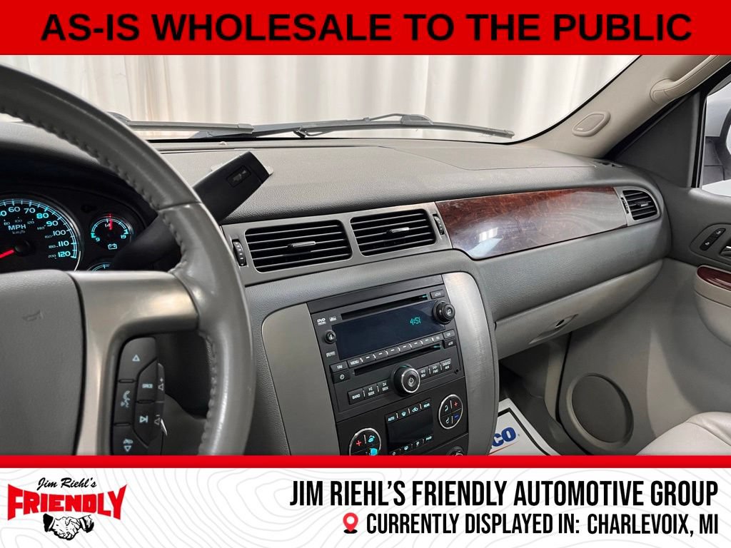 Used 2010 GMC Yukon SLT w/ SLT-2 Equipment Package AWD/4WD image 10