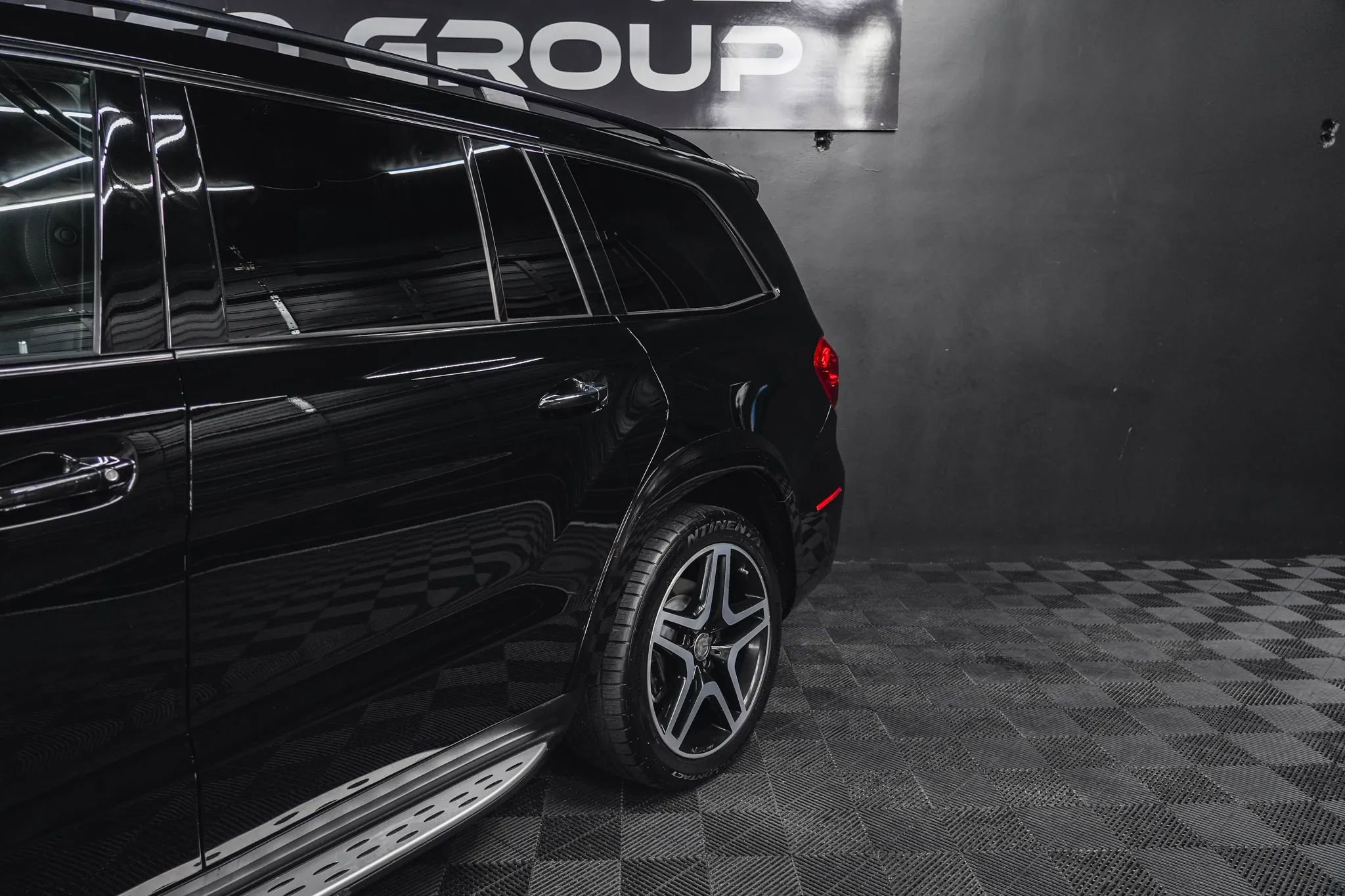 Used 2017 Mercedes-Benz GLS 550 GLS 550 Sport Utility 4D image 8