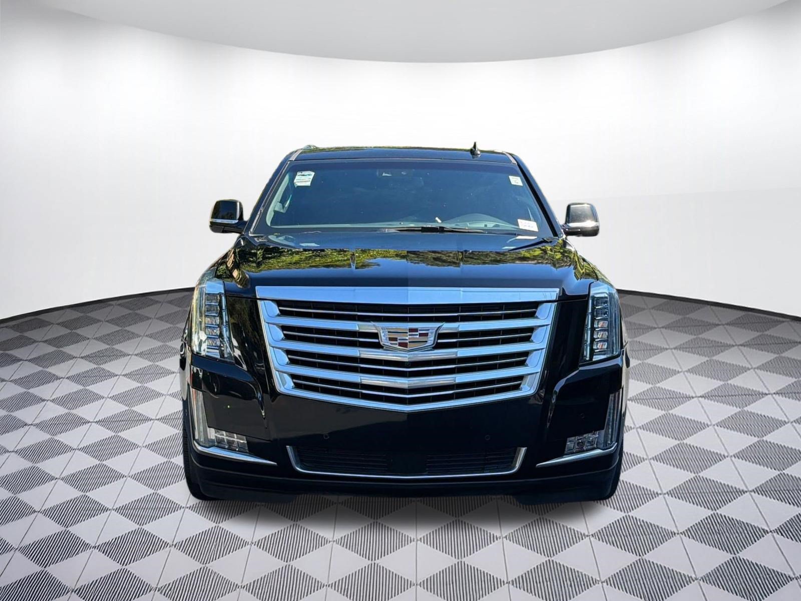 Used 2019 Cadillac Escalade ESV Platinum AWD/4WD image 6