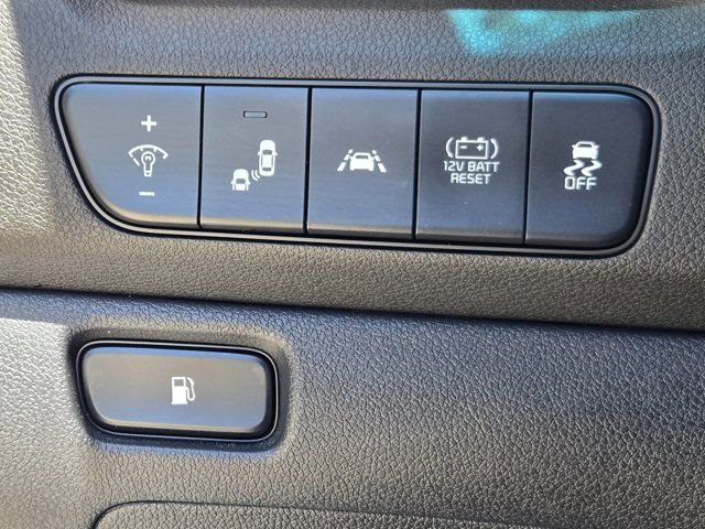 Certified 2022 Kia Niro Touring Special Edition image 22