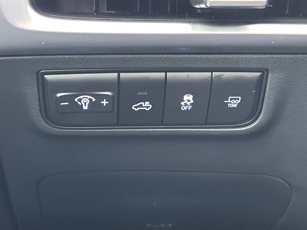 Certified 2026 Hyundai Santa Cruz Limited image 33