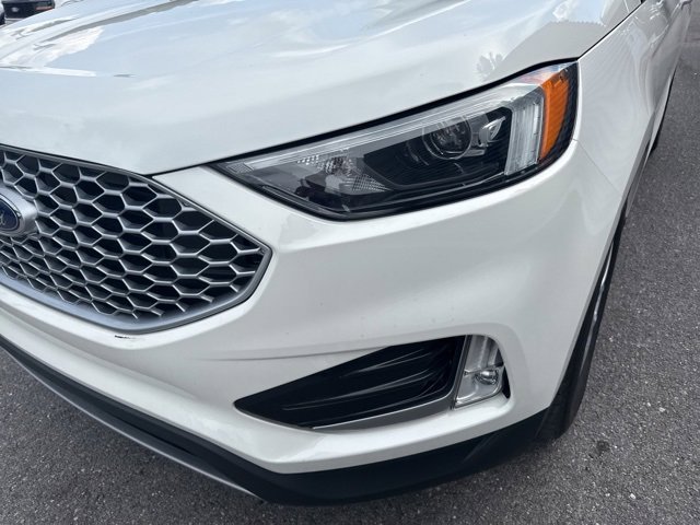 Used 2023 Ford Edge SEL w/ Convenience Package image 9