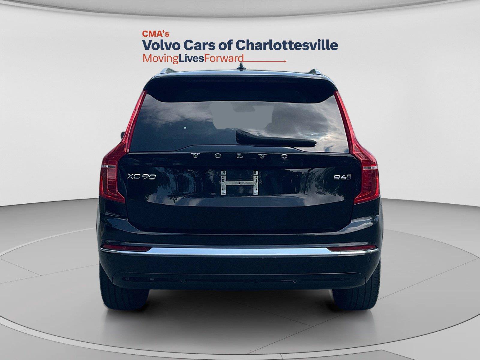Certified 2023 Volvo XC90 B6 Plus AWD/4WD image 4