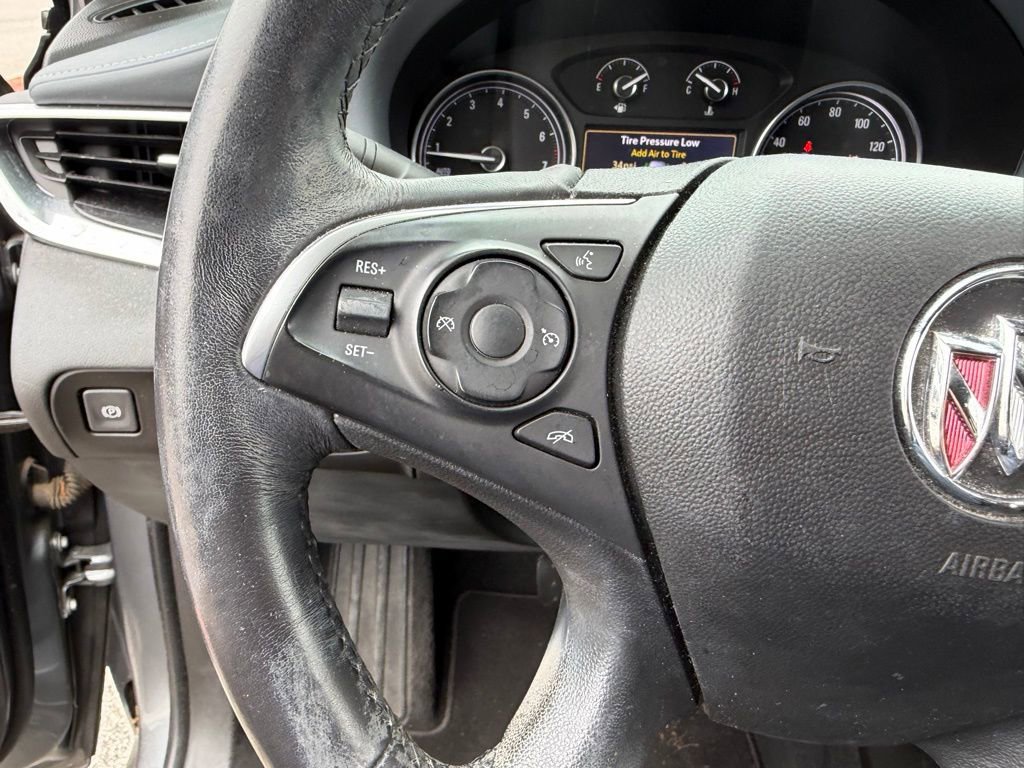 Used 2020 Buick Enclave Essence image 28