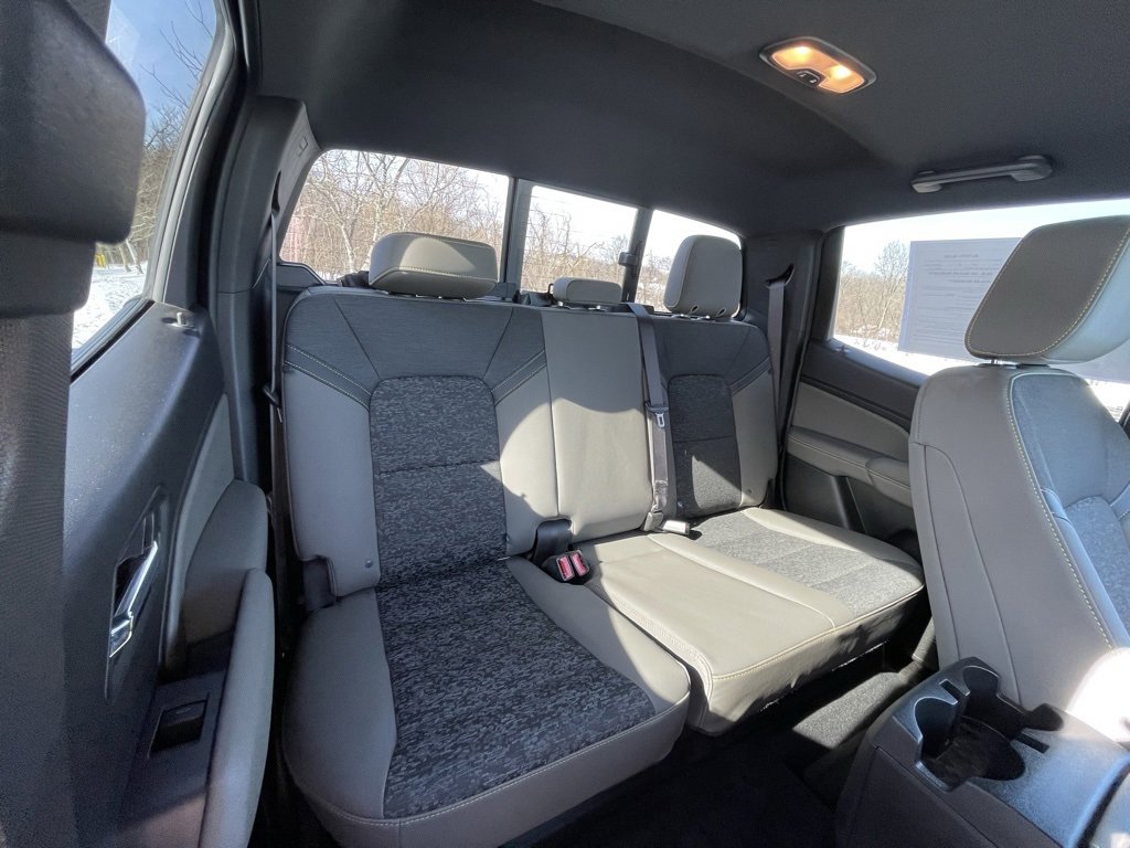 Used 2024 Chevrolet Colorado ZR2 w/ Safety Package image 17