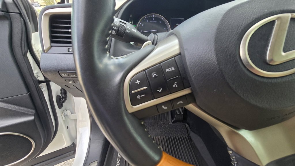 Certified 2022 Lexus RX 350 FWD w/ Premium Package image 21
