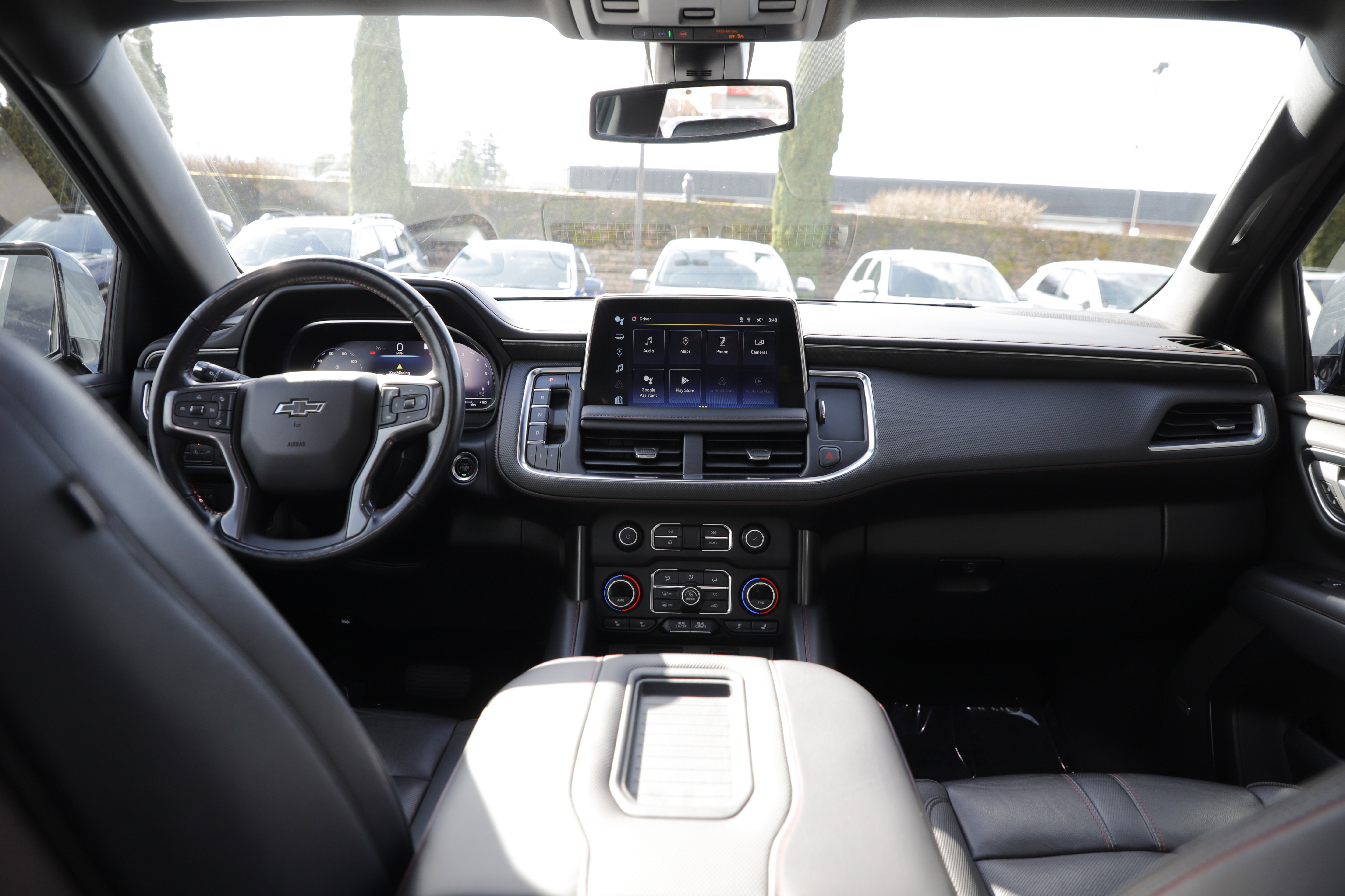 Used 2022 Chevrolet Suburban RST w/ Luxury Package image 15