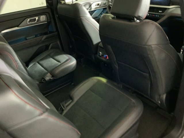 New 2025 Ford Explorer ST image 39