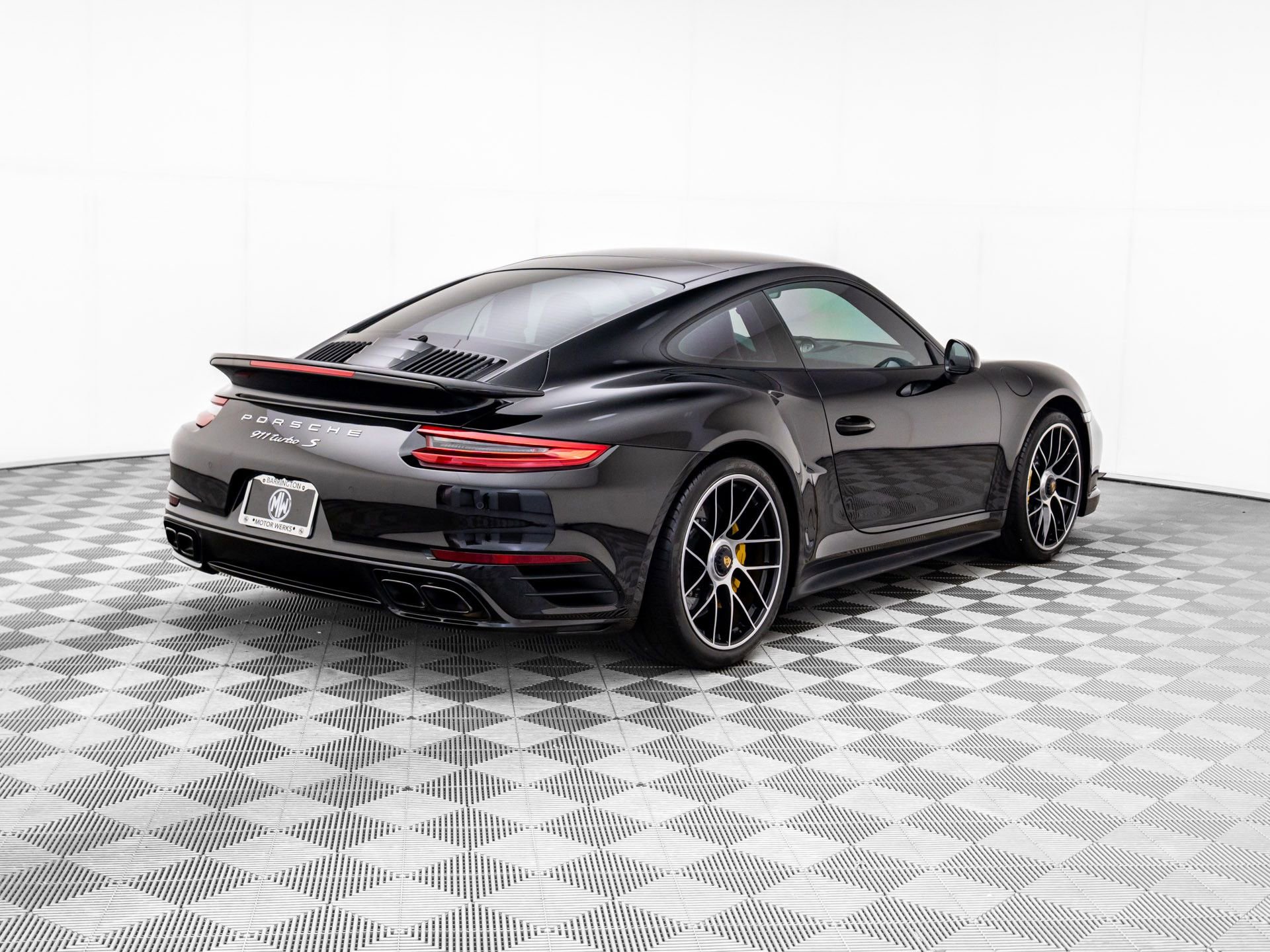 Used 2017 Porsche 911 Turbo S image 8