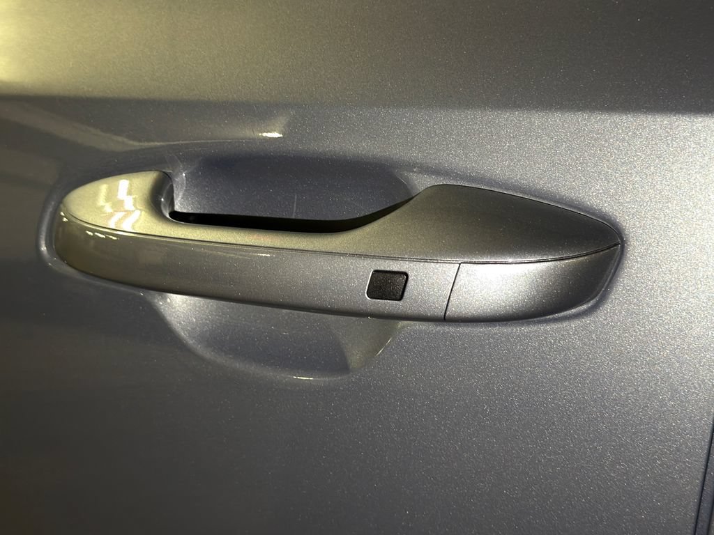 Certified 2025 Kia Sorento EX w/ Panoramic Sunroof Package FWD image 21