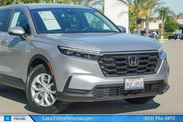 Used 2025 Honda CR-V LX image 2