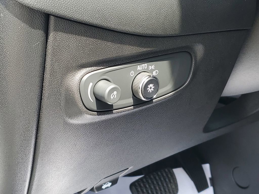 Certified 2022 Chevrolet Equinox LT FWD image 9