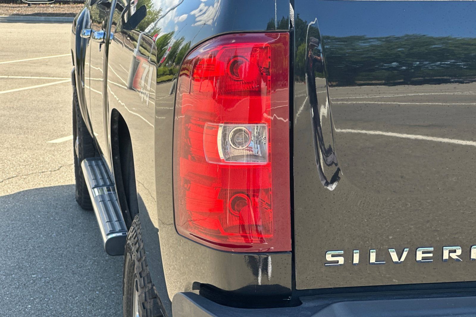 Used 2011 Chevrolet Silverado 2500 LTZ w/ LTZ Plus Package image 44