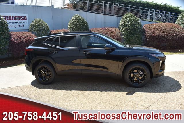 New 2026 Chevrolet Trax LT w/ Midnight Edition FWD image 11