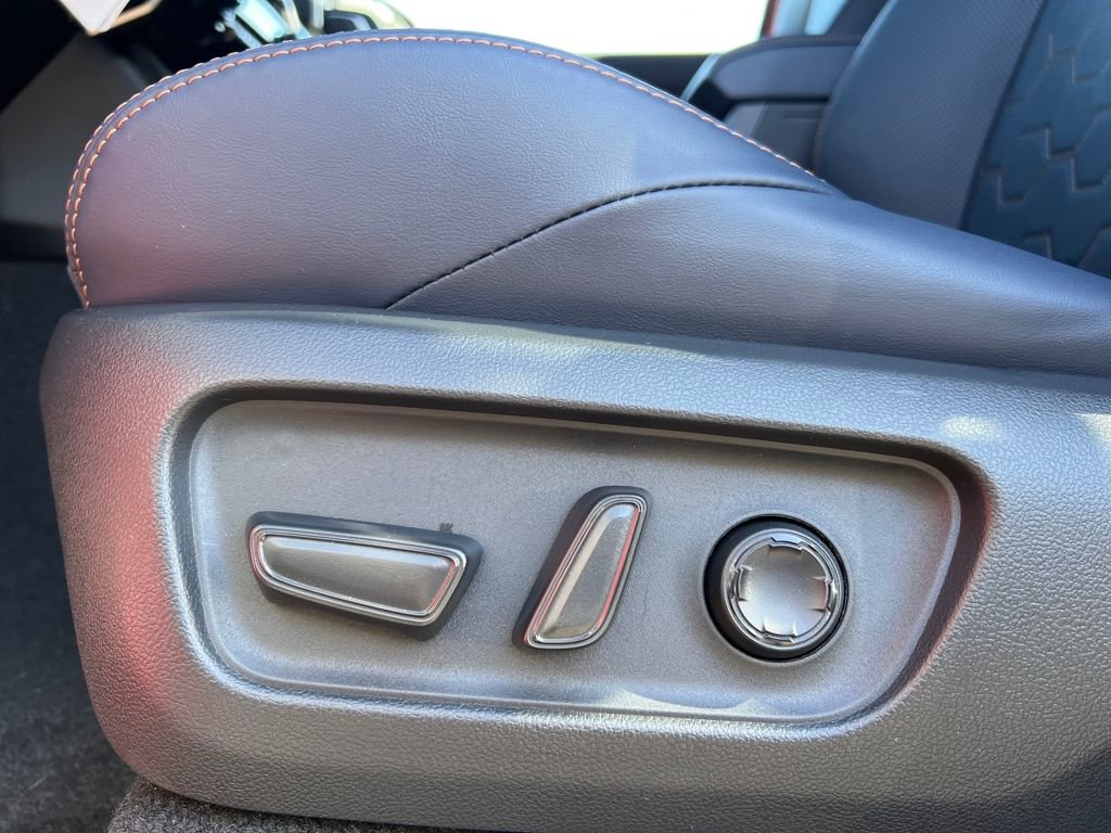 New 2026 Toyota 4Runner Platinum image 10