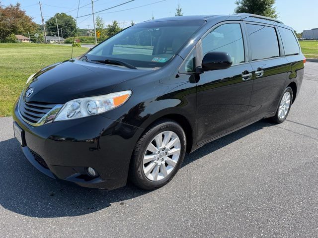 Used 2014 Toyota Sienna XLE w/ Entertainment Package AWD/4WD image 1
