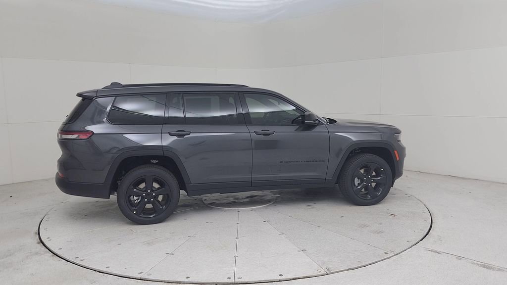New 2025 Jeep Grand Cherokee L Limited w/ Black Appearance Package image 16