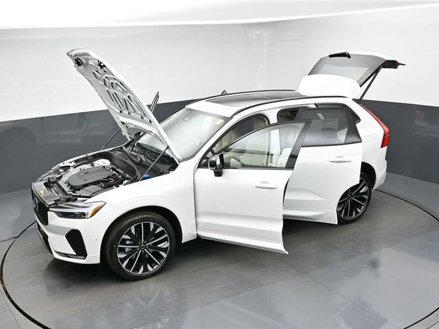 New 2026 Volvo XC60 B5 Ultra w/ Protection Package Premier image 51