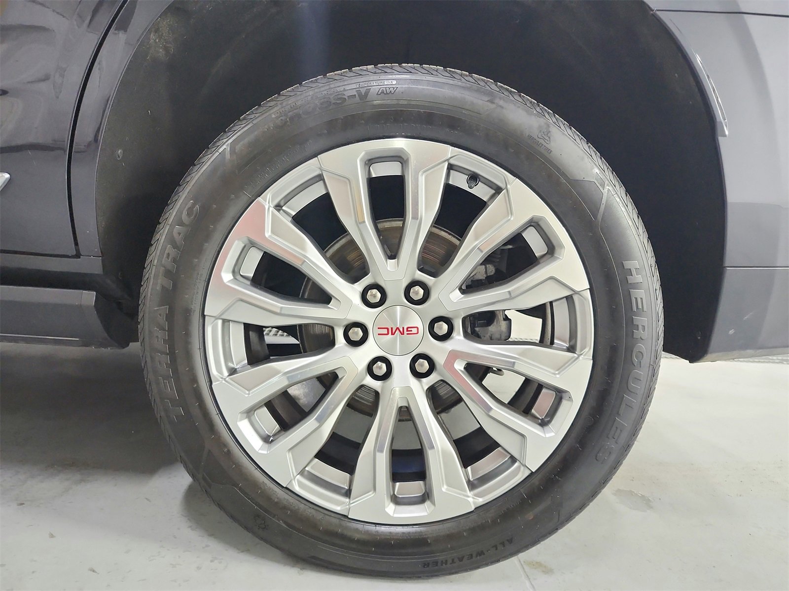 Used 2023 GMC Yukon Denali image 52