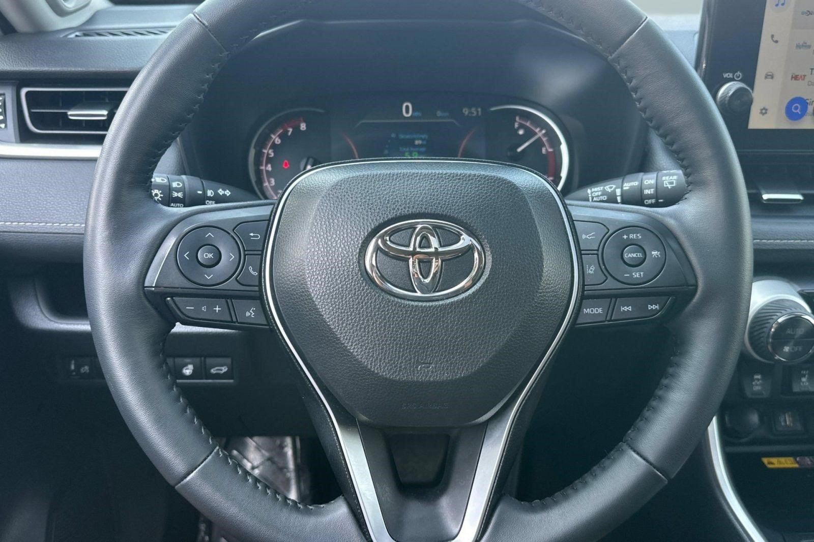 Used 2025 Toyota RAV4 XLE Premium w/ Weather Package AWD/4WD image 11