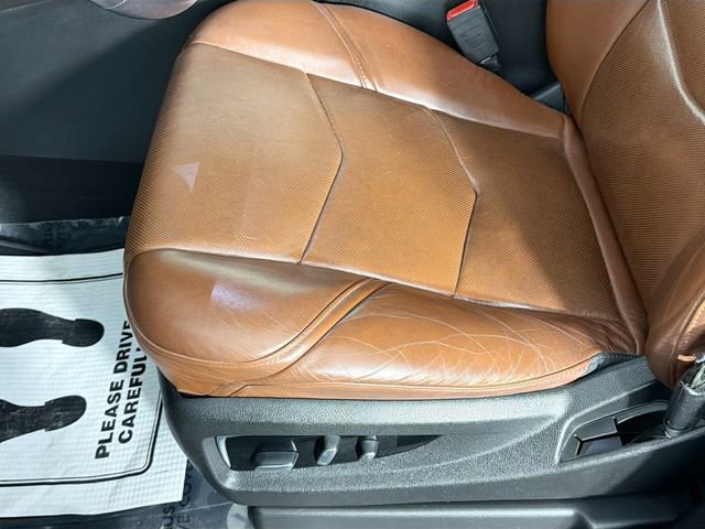 Used 2017 Cadillac Escalade Premium Luxury AWD/4WD image 21