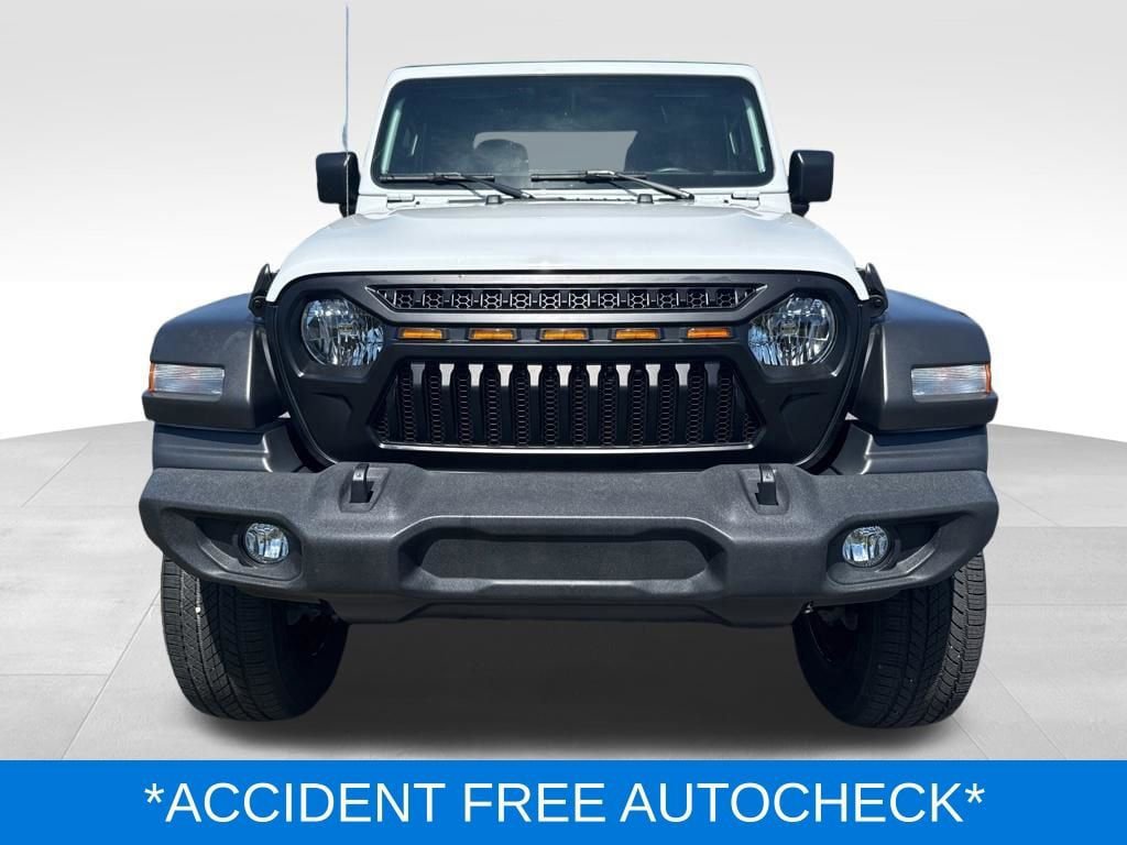 Used 2020 Jeep Gladiator Sport w/ Quick Order Package 24S AWD/4WD image 2